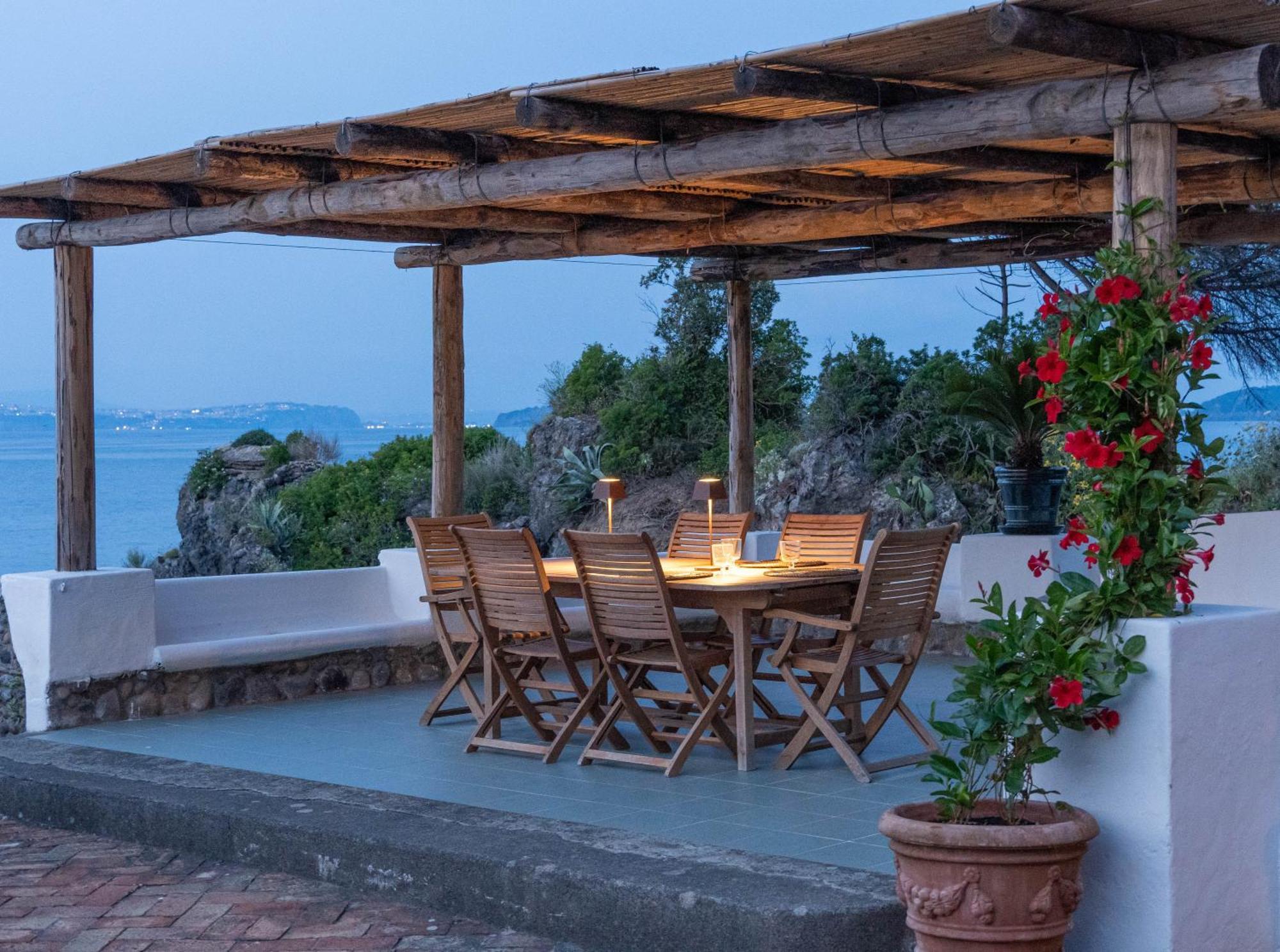 Nelinda Waterfront Accommodation Casamicciola Terme Extérieur photo